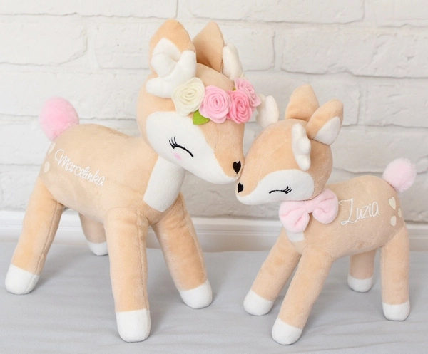 Plush Deer with color flower wreath