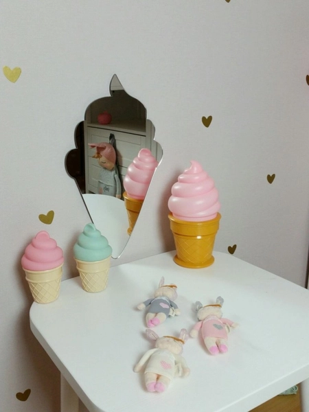 Ice cream Mirror