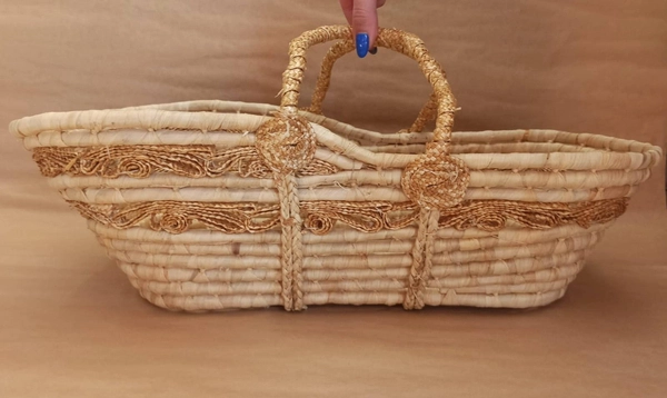 Wicker doll carrier - Moses basket