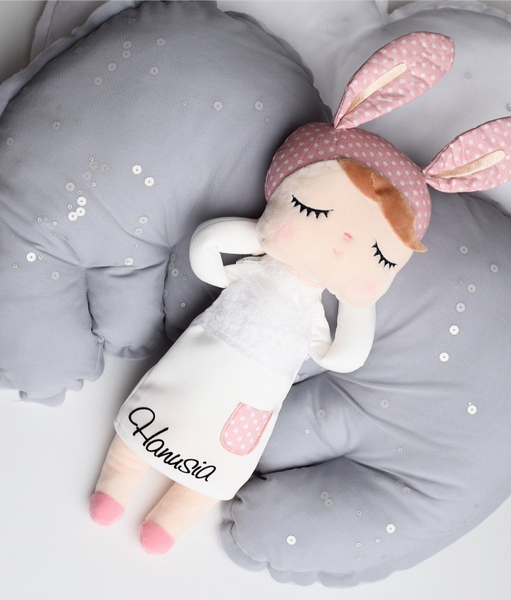 Metoo White Angela doll 42cm