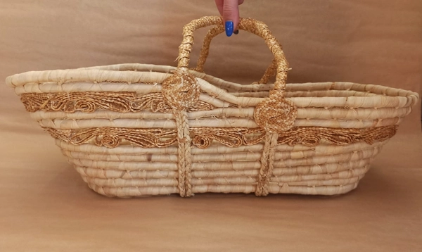 Wicker doll carrier - Moses basket