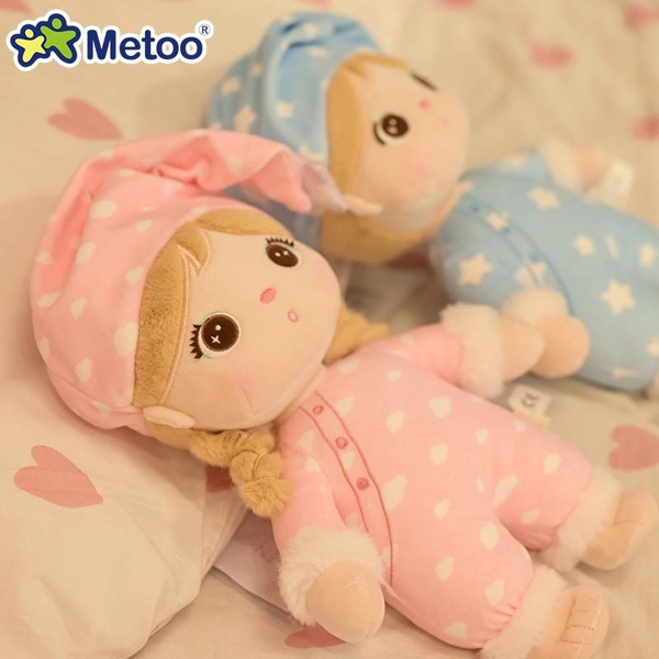 Girl in pyjamas 30 cm Metoo