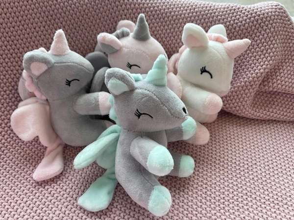 8 pcs - BOX Unicorns size M
