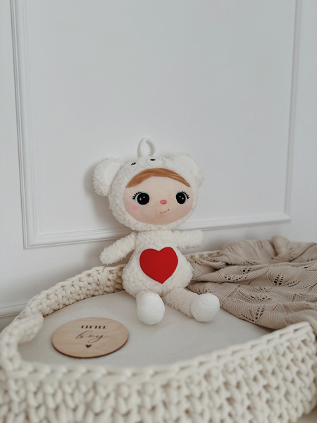 Metoo Polar Bear with heart