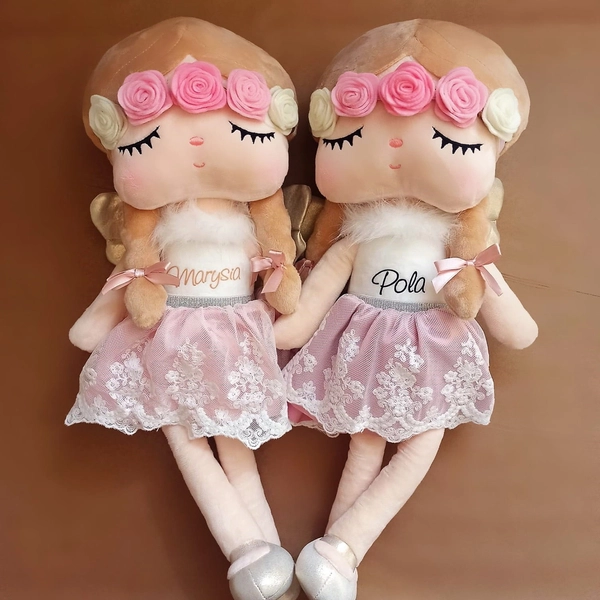 Metoo doll with a colorful wreath 48cm