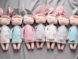 Metoo White Angela doll 42cm