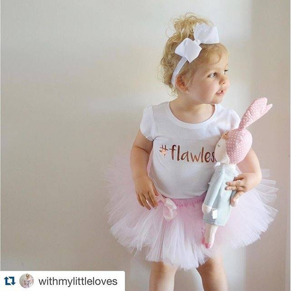 Metoo Gray Angela doll 42cm