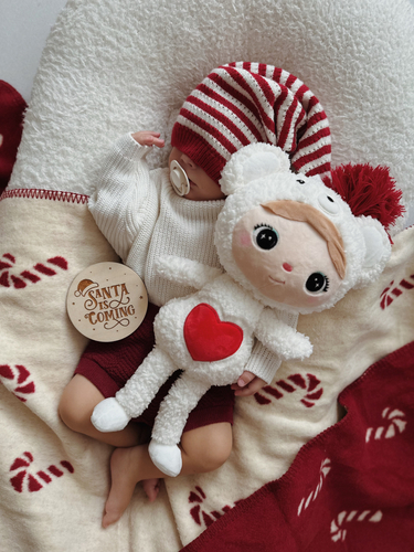 Metoo Polar Bear with heart