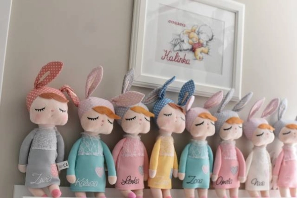 Metoo yellow Angela doll 42cm