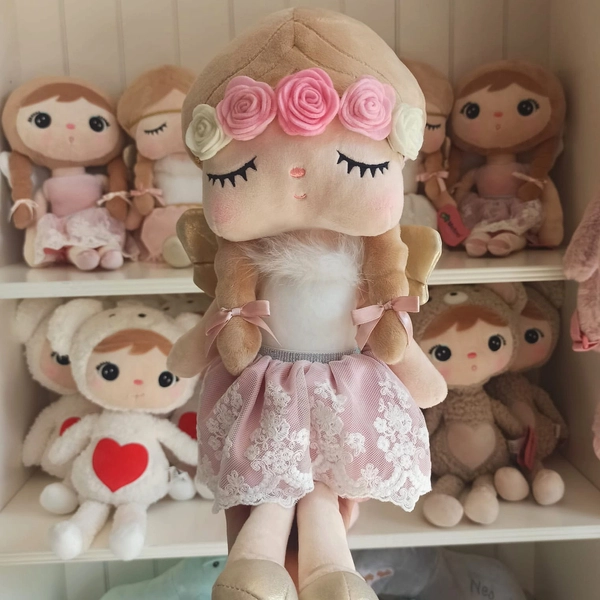 Metoo doll with a colorful wreath 48cm