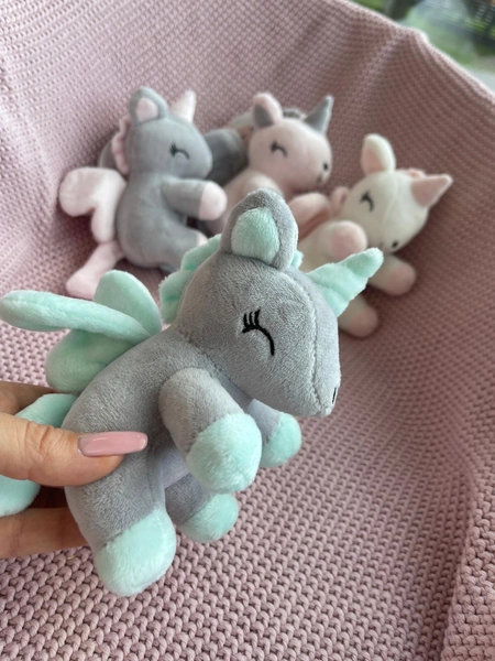 8 pcs - BOX Unicorns size M