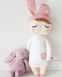 Metoo White Angela doll 42cm