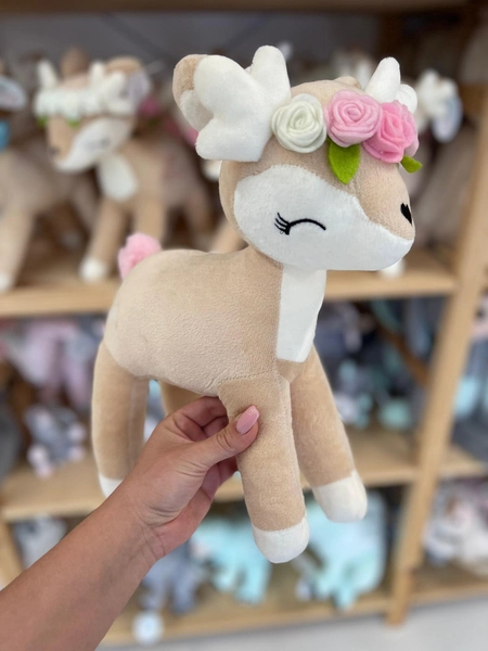 Plush Deer with color flower wreath