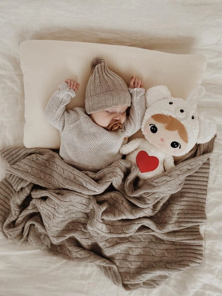 Metoo Polar Bear with heart